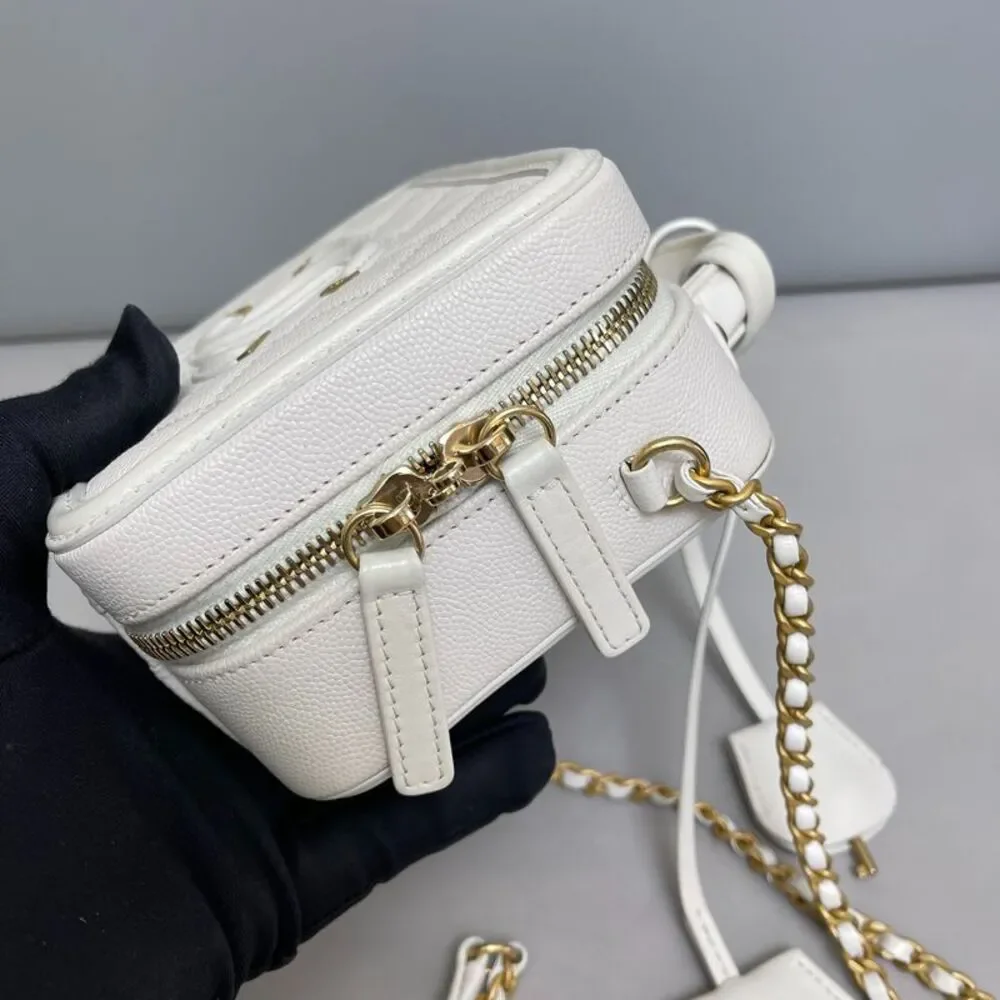Chanel Women Pre-Loved Bag Very Good Condition